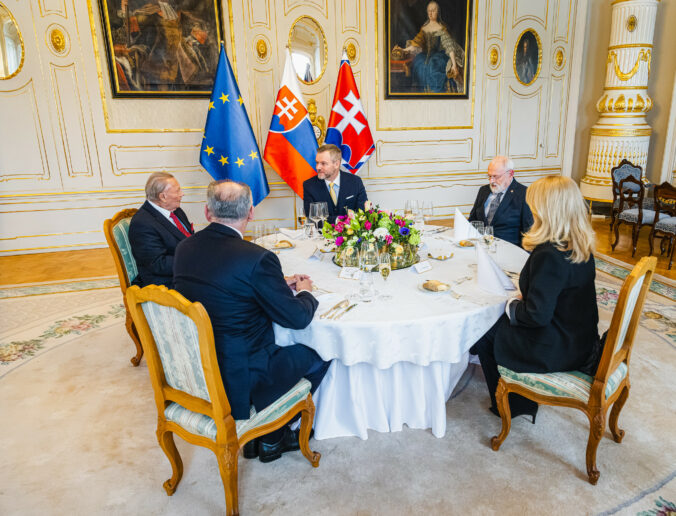 6966577a76abb812442098 676x516 191393.jpg