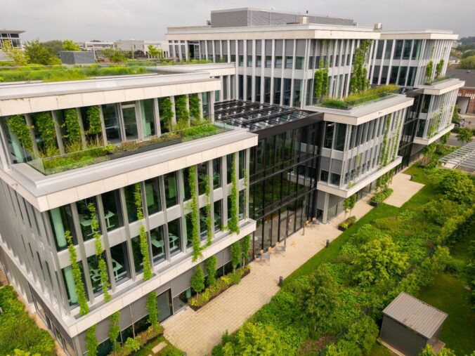 dkv mobility esg ratings 2026 676x507 193148.jpg