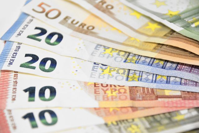 peniaze 4 190618.jpg