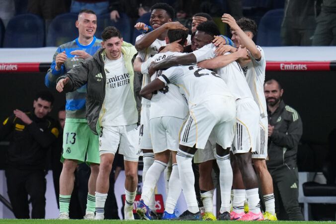 spain soccer la liga 43484 676x451 198569.jpg