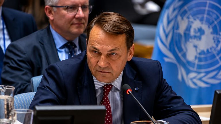 Sikorski AktualizovaneSpravodajstvo 24092026