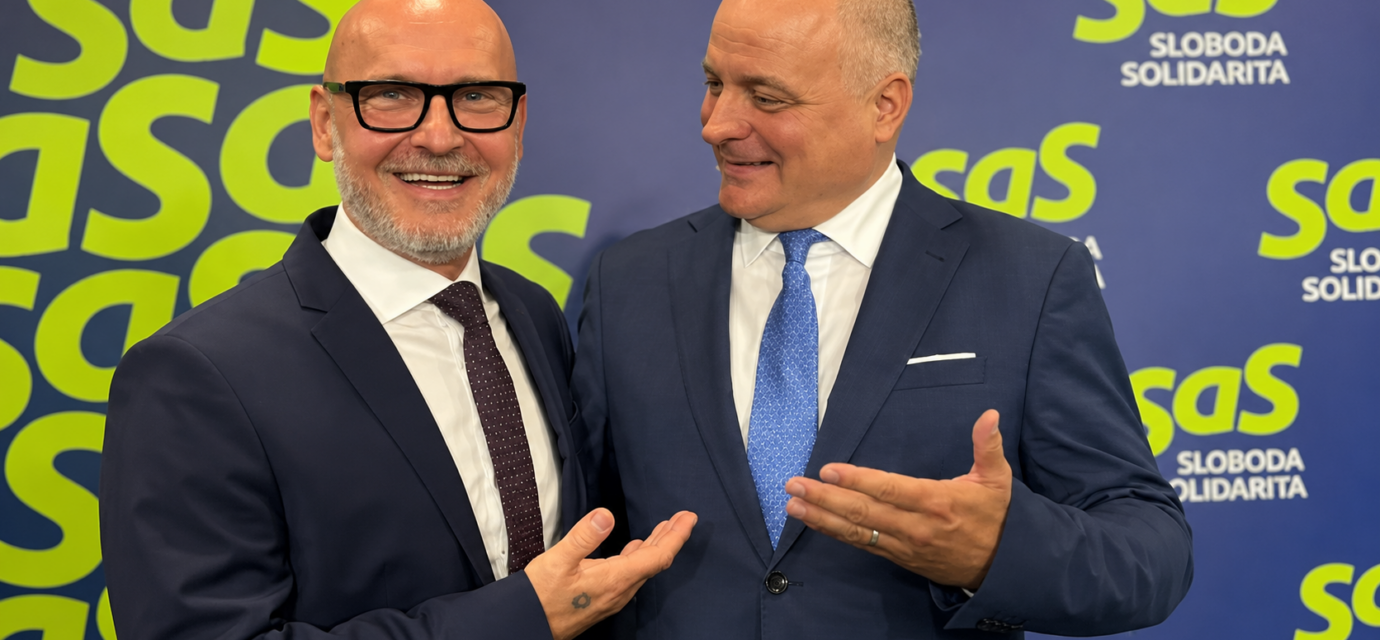Priatelske gesto na politickom podiu