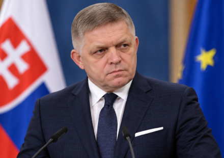 Robert Fico na tlacovej konferencii